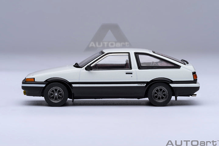 20031 TOYOTA SPRINTER TRUENO (AE86) "INITIAL D"