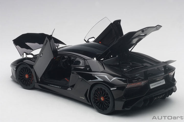 74556 Lamborghini Aventador LP750-4 SV, Nero Aldebaran/Gloss Black