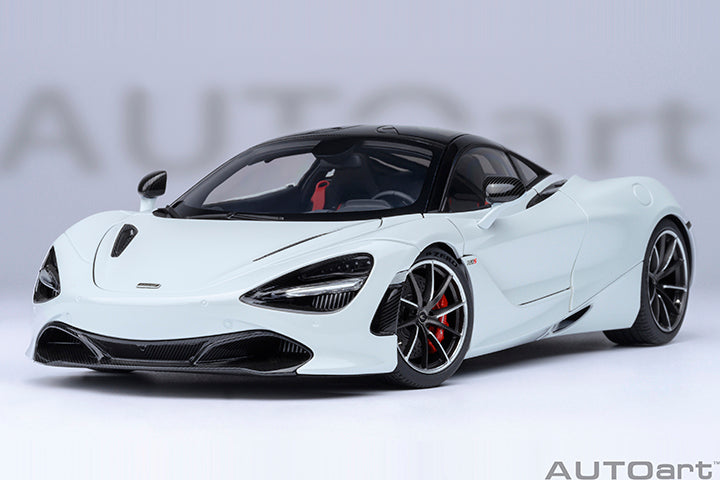 76069 McLaren 720S - Silica White