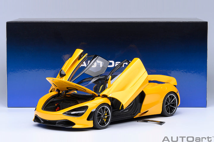 76070 McLaren 720S - Volcano Yellow