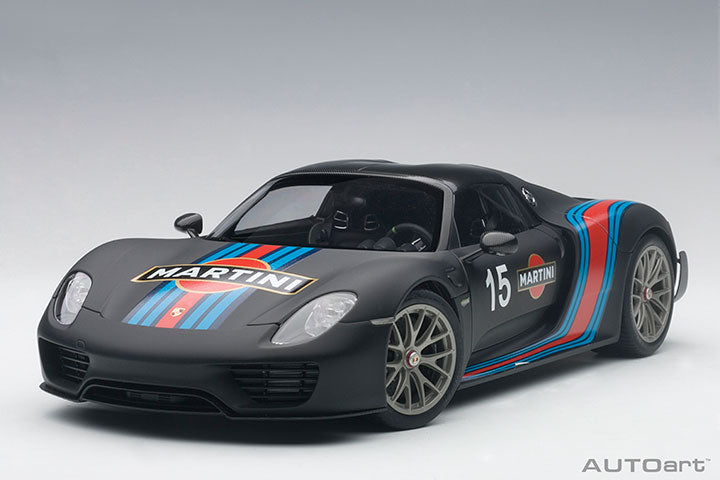77929 Porsche 918 Spyder Weissach Package (Liquid Metal Chrome Blue)