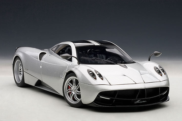 78266 Pagani Huayra, Metallic Silver