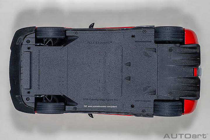 79022 Koenigsegg Agera RS, Chilli Red/Carbon Black/Black Accents