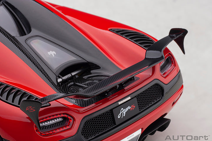 79022 Koenigsegg Agera RS, Chilli Red/Carbon Black/Black Accents