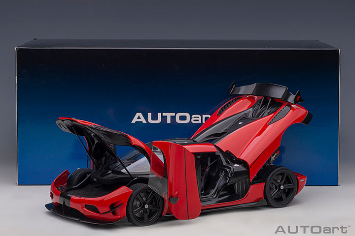 79022 Koenigsegg Agera RS, Chilli Red/Carbon Black/Black Accents