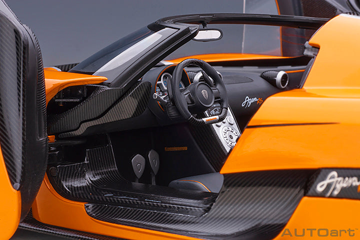 79023  Koenigsegg Agera RS, Cone Orange/Carbon Black/Black Accents