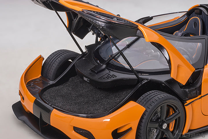 79023  Koenigsegg Agera RS, Cone Orange/Carbon Black/Black Accents